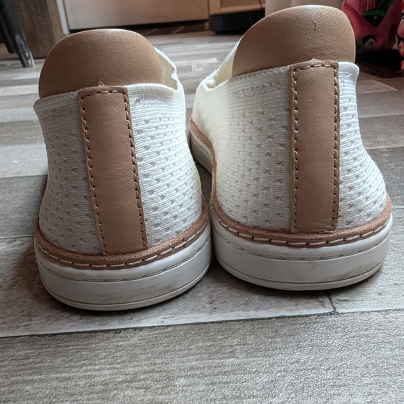 UGG Knit White Australia Sammy Slip On Women's Sneaker Size 10 - Picture 9 of 10